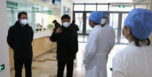 战“疫”时刻：鲜红的党旗在北林大飘扬