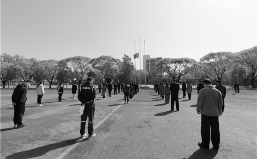 防控动态|悼念同胞 祭奠英雄——我校下半旗志哀