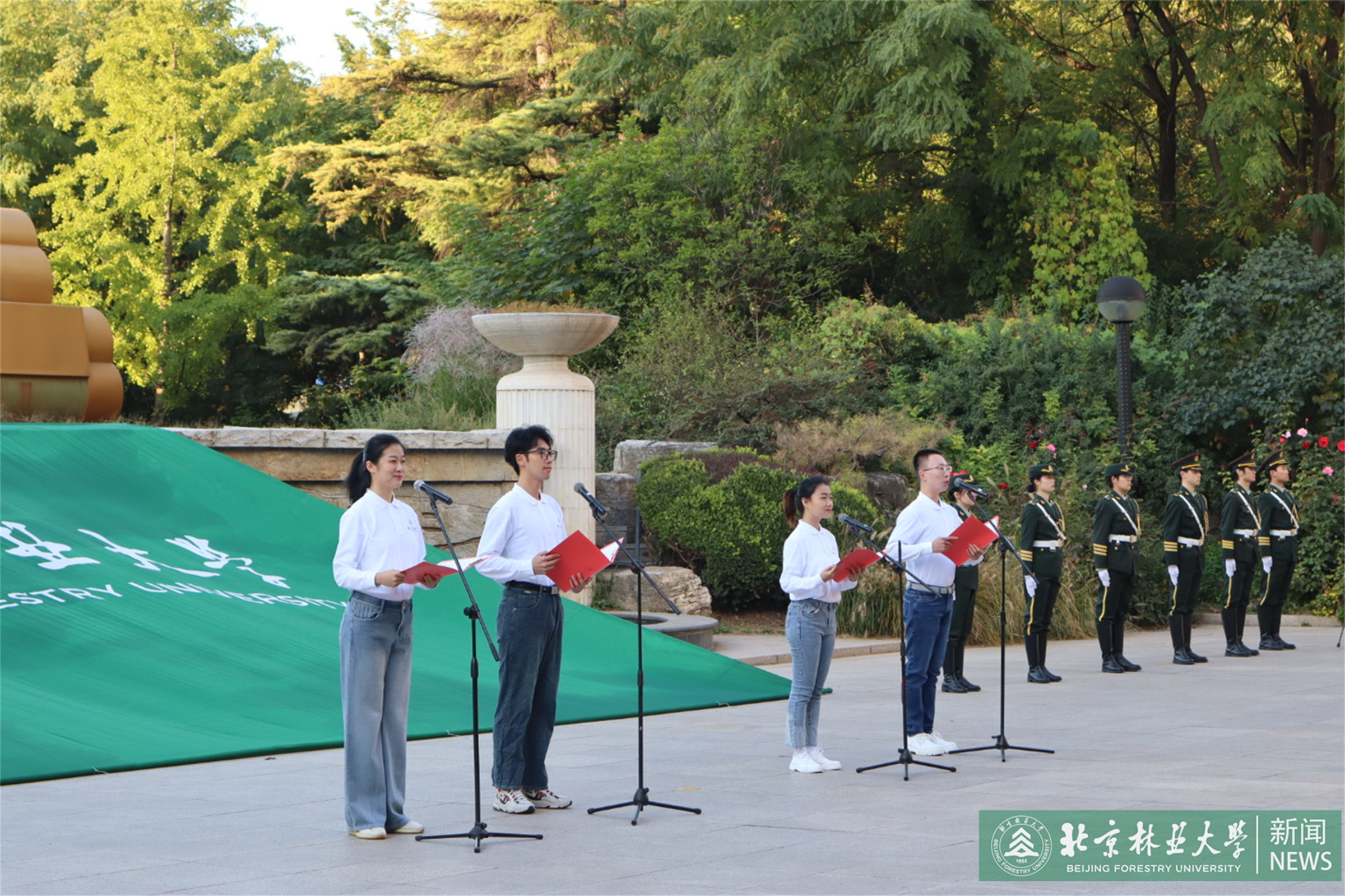 f6a94063ccdf20065d723198de2f5e4.jpg