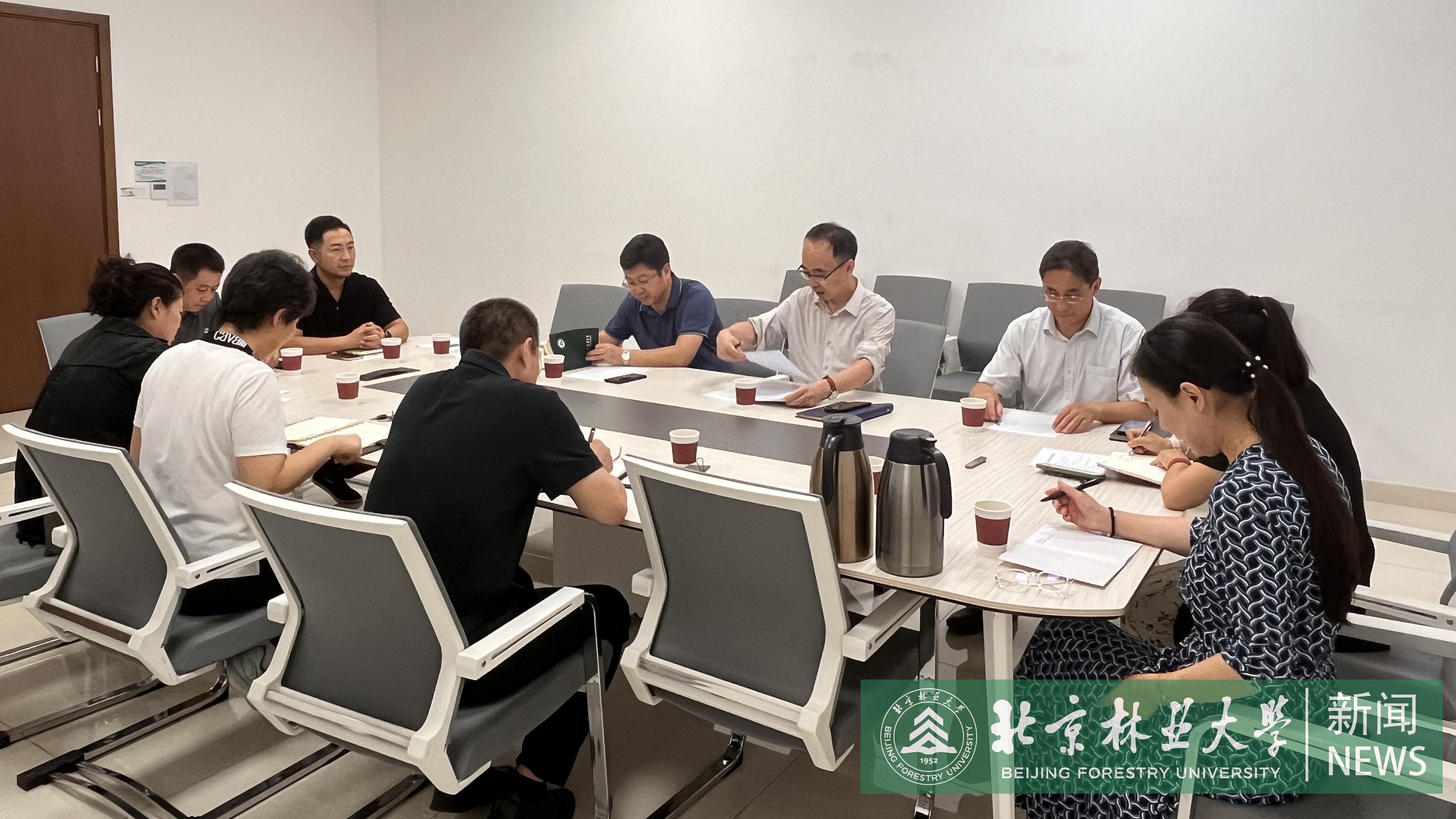 社综部联合秘书处研讨会.jpg