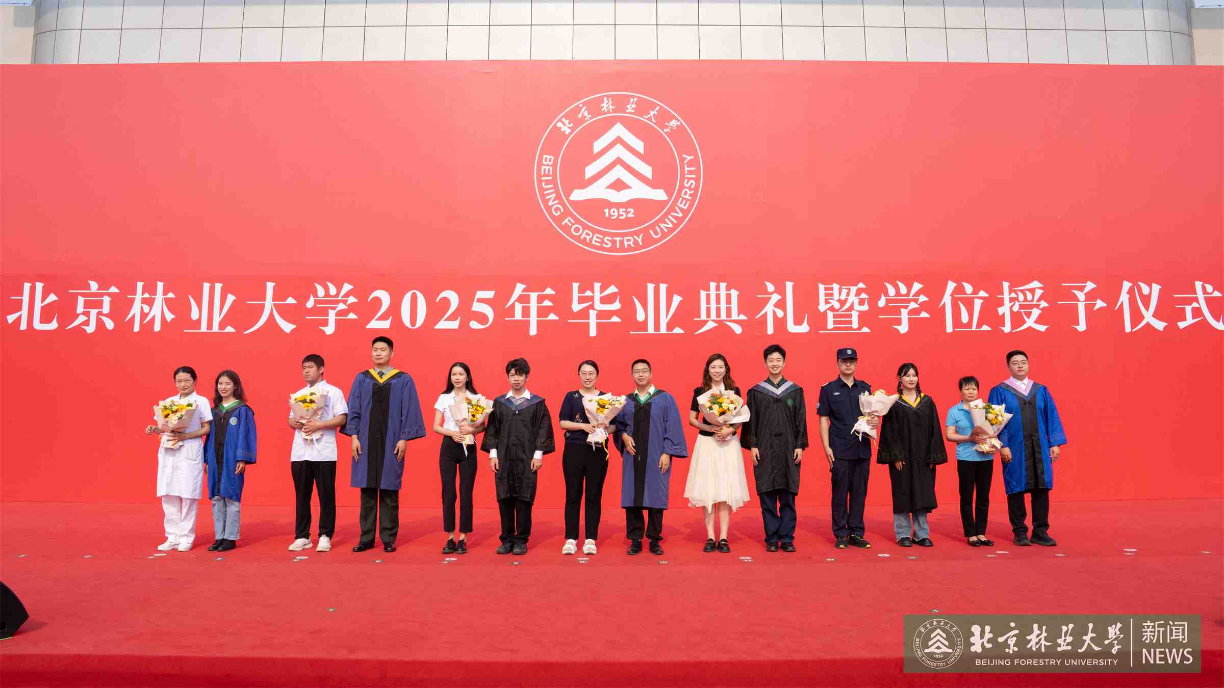 6.12毕业典礼-21.jpg