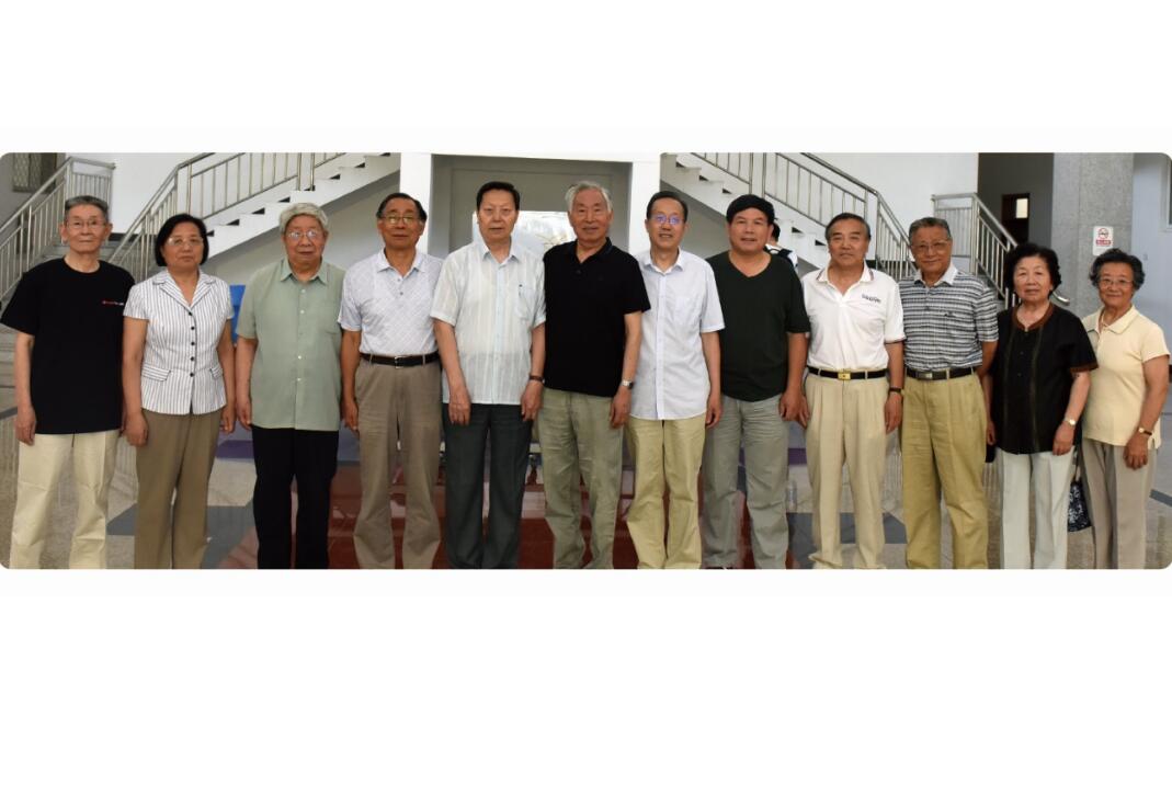 首届北林榜样：“阳光优材”工程项目导师团队